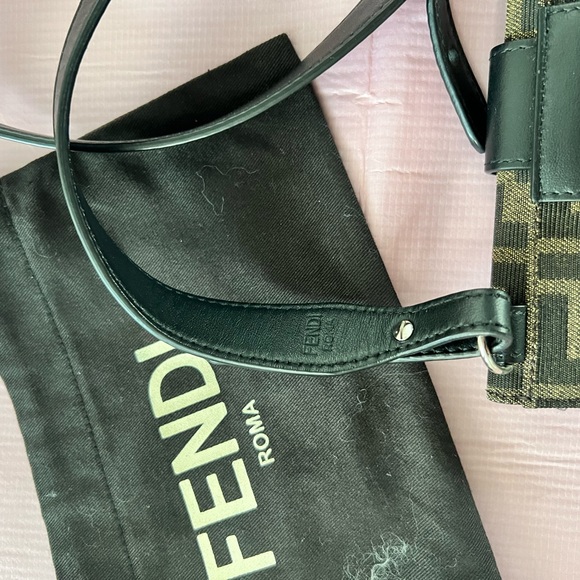 Fendi wallet bag - Picture 2 of 4
